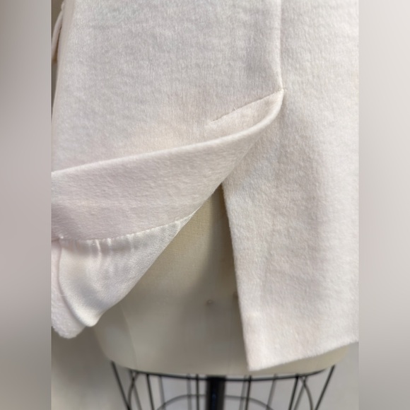 Polo Ralph Lauren Elegant White(cream)color Blazer with beaded embroidery Size 4 - Picture 7 of 17